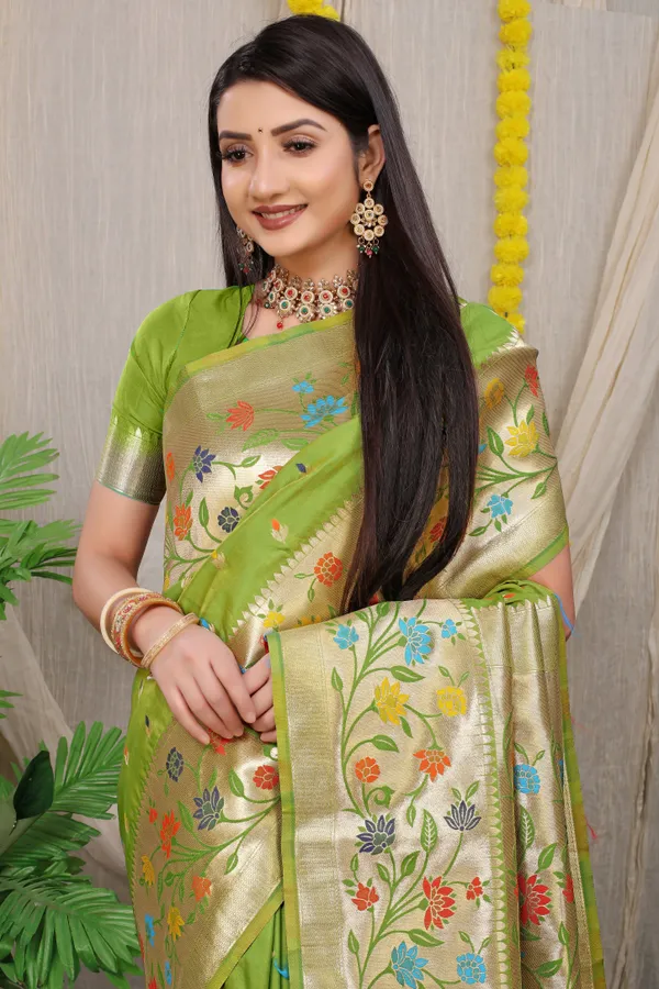 GREEN_ZARI_WORK_PATOLA_SILK_SAREE